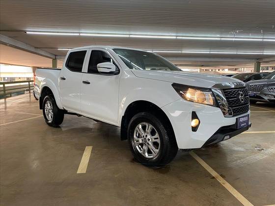 NISSAN FRONTIER 2.3 16V TURBO DIESEL SE CD 4X4 AUTOMÁTICO NISSAN FRONTIER 2.3 16V TURBO DIESEL SE CD 4X4 AUTOMÁTICO